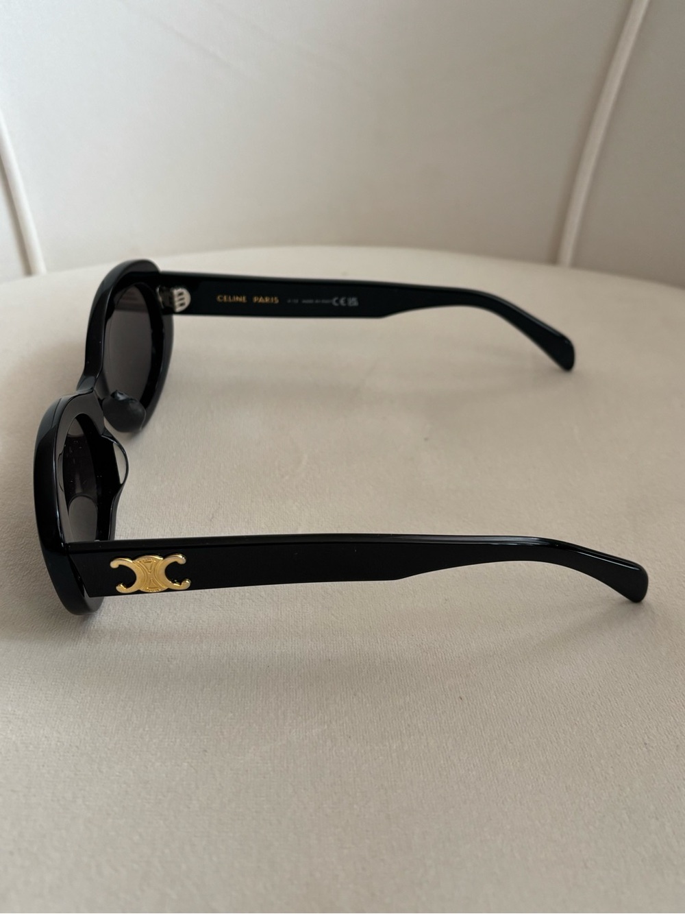 Celine Black Oval Sunglasses with Black Branded Case - Picture 9 of 16